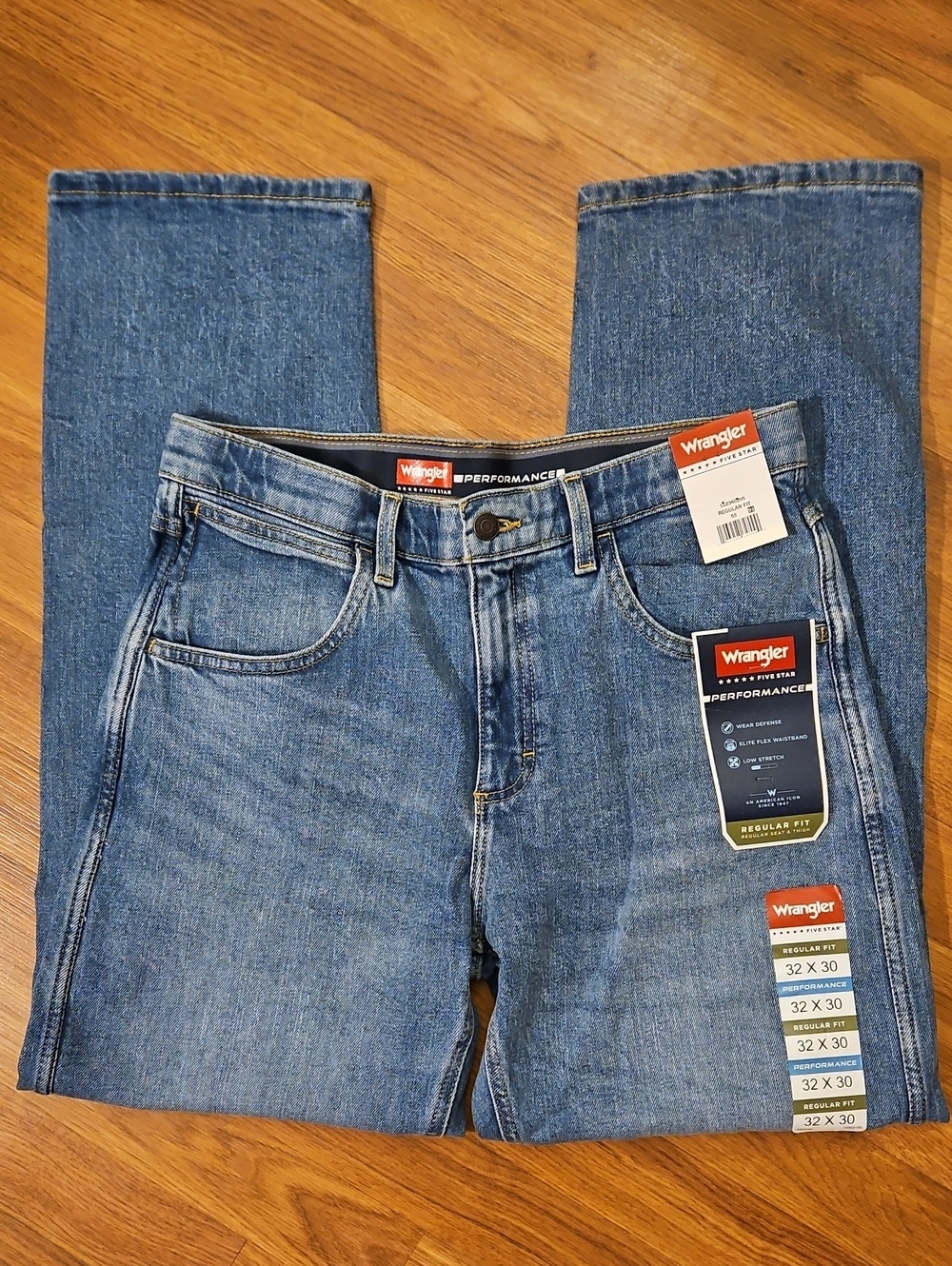NWT Wrangler Performance Jeans Size 32x30